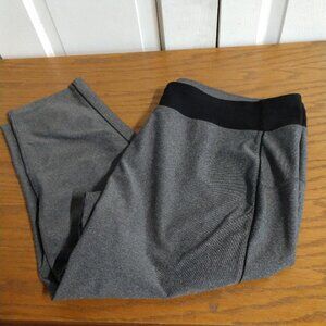 Xersion Woman 1X Fitted Leggings Gray/Black